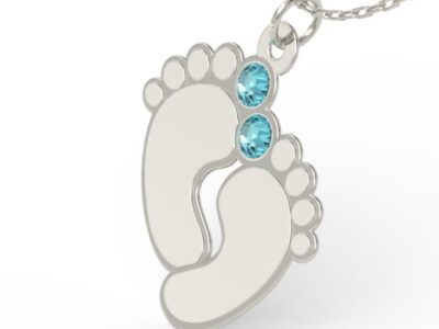 Naszyjnik z łańcuszkiem w kształcie stóp ze srebra z cyrkoniami Swarovski BLUE – Grawer GRATIS!
