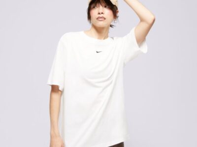 NIKE T Shirt W Nsw Tee Essntl Lbr
